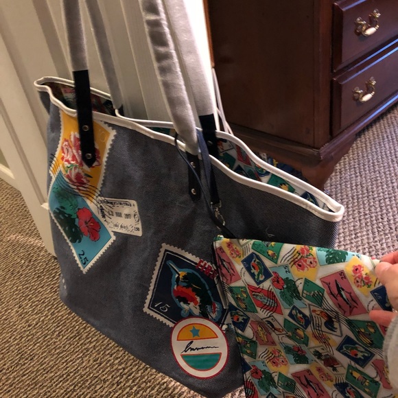 Vera Bradley Handbags - Vera Bradley Tote and Matching Pouch